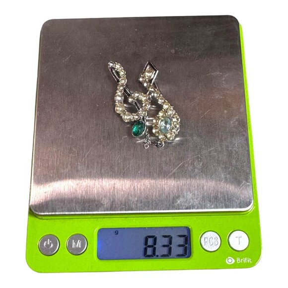Vtg Crystal Emerald Scarf Clip Chain Lapel Trebel Clef Musician Gift Rhinestone - Picture 4 of 4